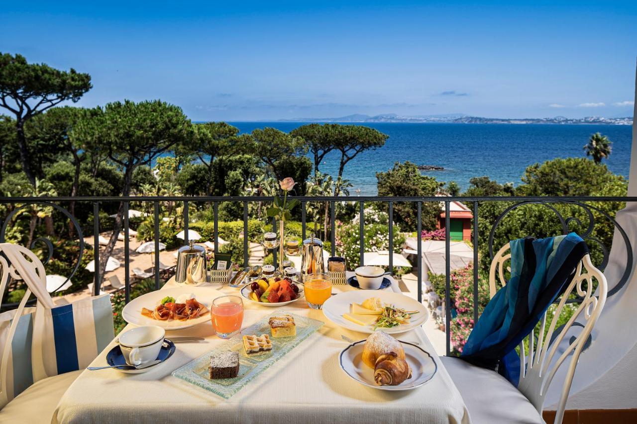 Excelsior Belvedere Hotel & Spa イスキア島 エクステリア 写真