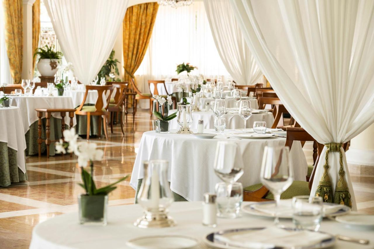 Excelsior Belvedere Hotel & Spa イスキア島 エクステリア 写真