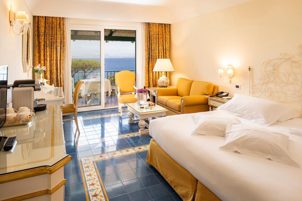 Excelsior Belvedere Hotel & Spa イスキア島 エクステリア 写真
